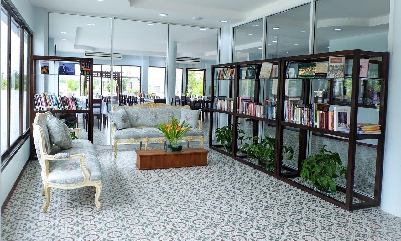 Menam Resort Nakhon Pathom Ngoại thất bức ảnh