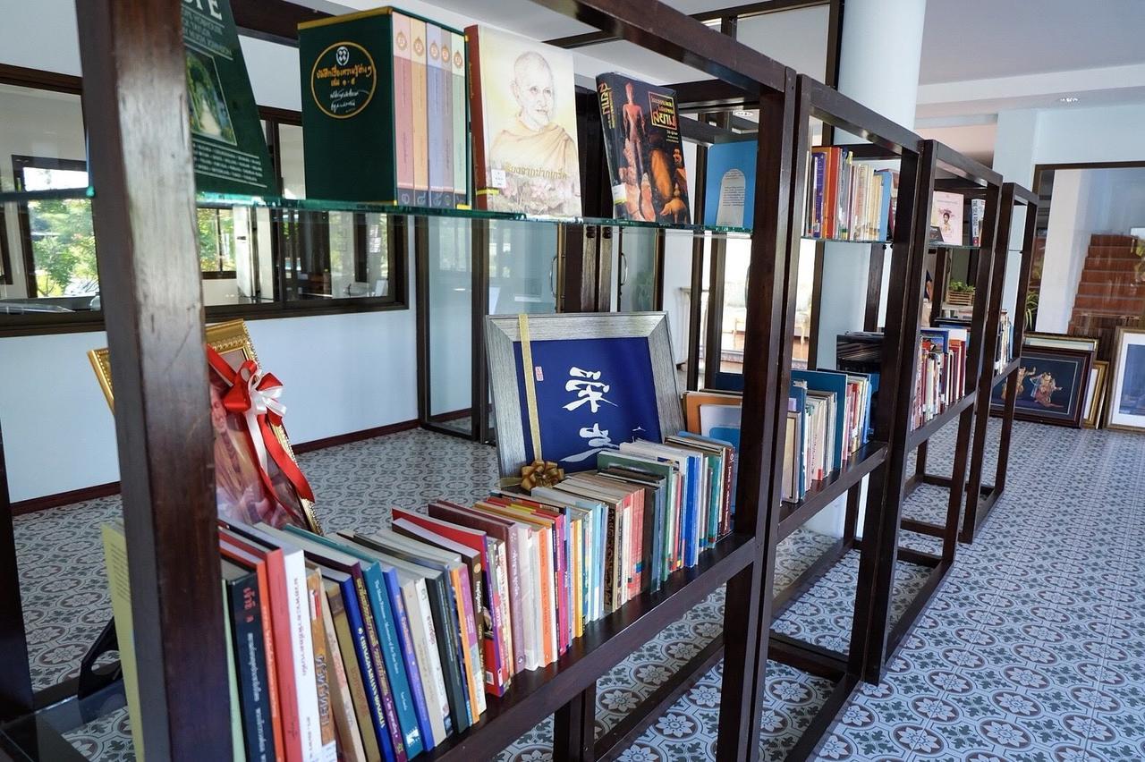 Menam Resort Nakhon Pathom Ngoại thất bức ảnh