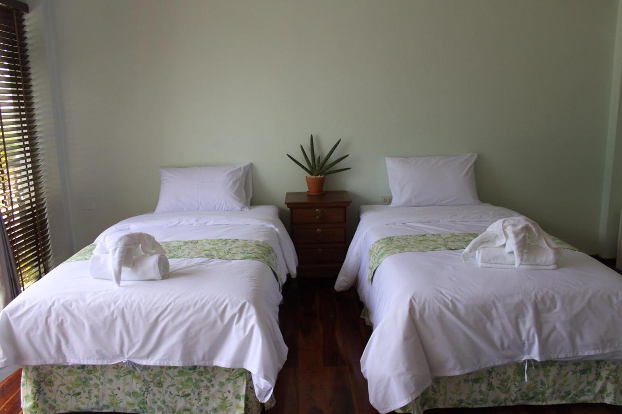 Menam Resort Nakhon Pathom Ngoại thất bức ảnh